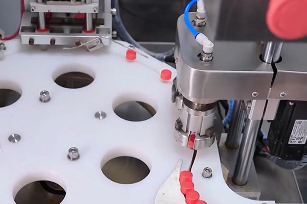 病毒采樣管自動旋蓋組裝｜一次性用病毒采樣管