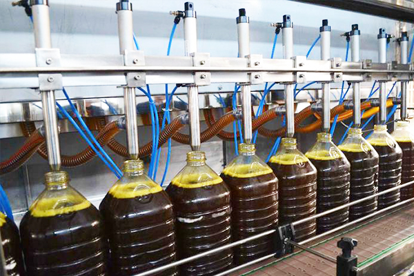 液體灌裝機(jī)如何使油漆和涂料行業(yè)受益？