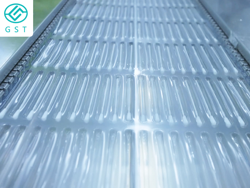 拭子自動(dòng)包裝機(jī)的應(yīng)用與前景