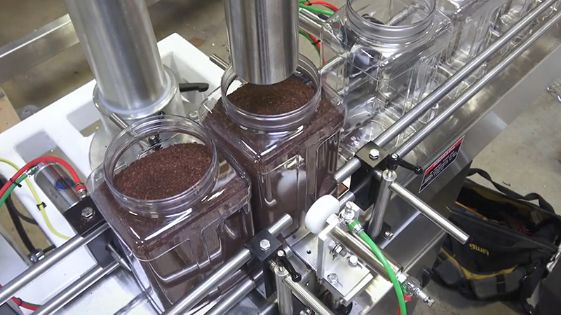 粉體自動包裝機:實現(xiàn)高精度計量與高效生產(chǎn)的智能包裝設(shè)備 粉體自動包裝機:實現(xiàn)高精度計量與高效生產(chǎn)的智能包裝設(shè)備